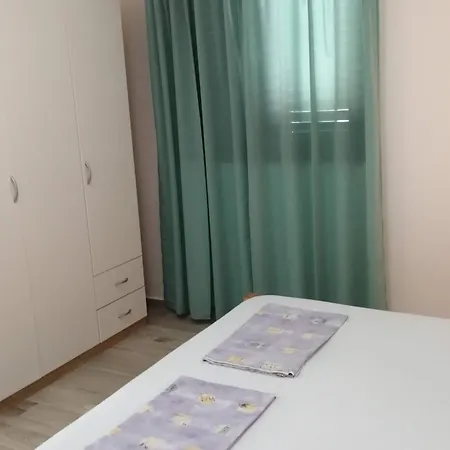 Apartment Seaside Sanda - One Bedroom 2 Rogoznica (Sibenik-Knin)